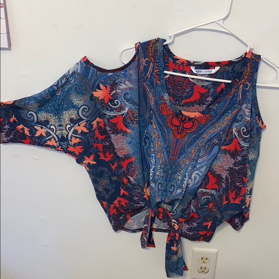 Top, Worn